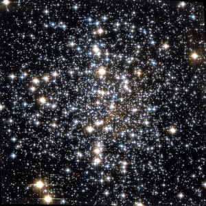 El cúmulo globular Messier 4. Crédito: Telescopio Hubble, NASA.
