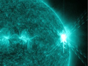 Imagen una llamarada de clase X (las más potentes) emitida por el Sol en 2.011 Crédito: NASA Goddard Space Flight Center