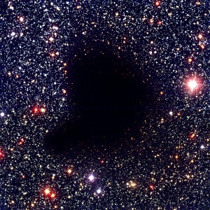 Esta es la nube molecular Barnard 68 (es una nebulosa oscura, o nebulosa de absorción). Crédito: ESO