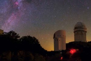 Imagen del observatorio Kitt Peak. Crédito: Babak Tafreshi/National Geographic Creative