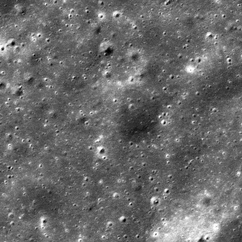 Esta animación muestra el antes y después de la región de la Luna en la que apareció un cráter de 12 metros de diámetro. Crédito: NASA/GSFC/Arizona State University