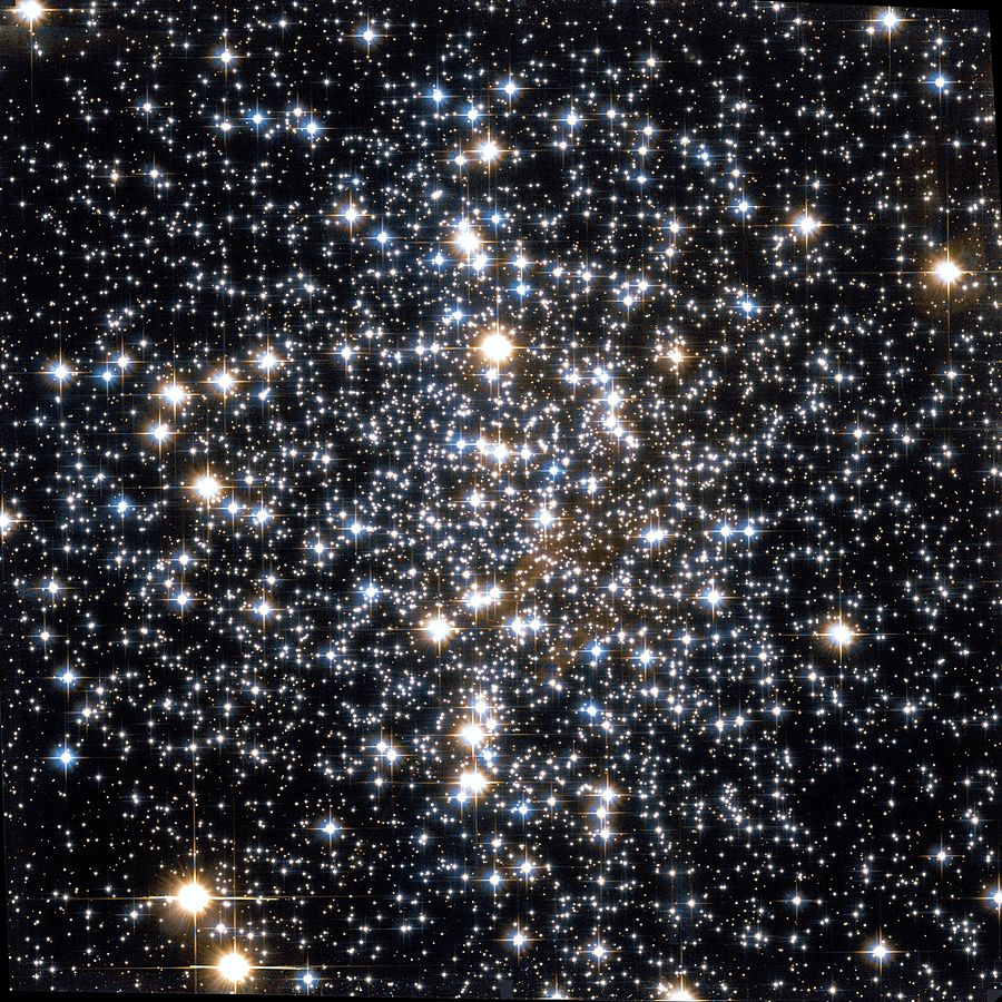 Los objetos Messier: M4, cúmulo globular