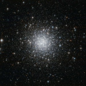 El cúmulo globular NGC 7006. Crédito: NASA