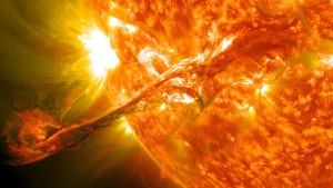 Imagen de un filamento solar que, en 2.012, fue expulsado al espacio. Crédito: NASA Goddard Space Flight Center