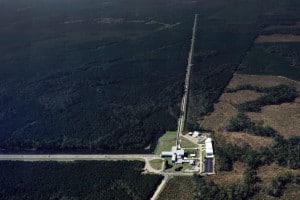 Imagen aérea del observatorio de LIGO en Livingston, Luisiana. Crédito: Caltech/MIT/LIGO Lab
