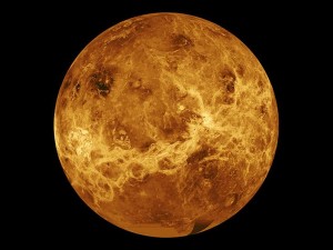 Los mapas por radar de Venus muestran que están dominados por las estructuras volcánicas. Crédito: NASA/JPL
