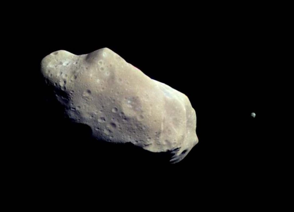 243 Ida es el primer asteroide detectado que tiene su propio satélite. Los asteroides serán grandes protagonistas del calendario astronómico de 2026.
