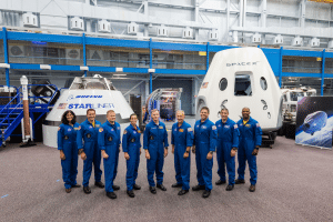 La NASA presenta las primeras tripulaciones de SpaceX y Boeing