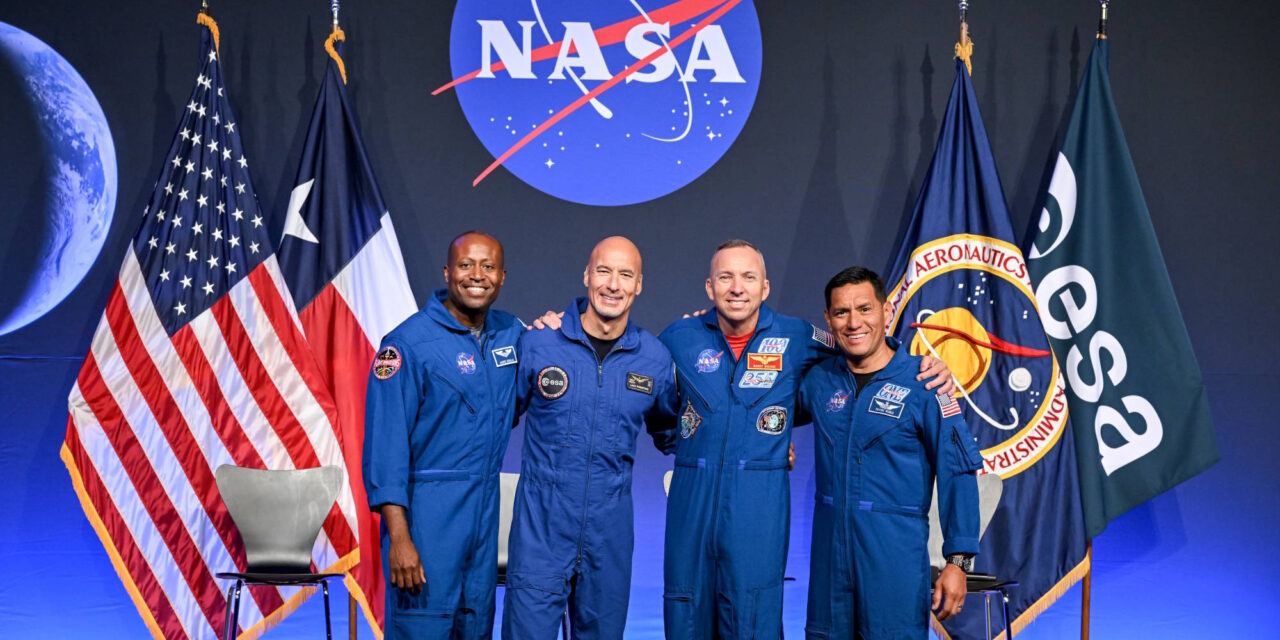 La NASA presenta a los astronautas de Artemisa III